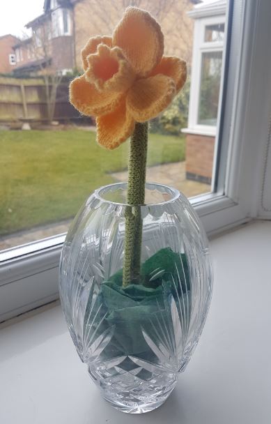 Daffodil Knitting Pattern PDF Download - Fitting in Knitting