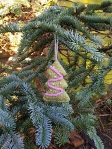Medium Christmas Tree Knitting Pattern PDF Download - Fitting in Knitting