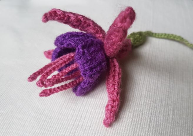 Fuchsia Tea Cosy Knitting Pattern PDF Download - Fitting in Knitting