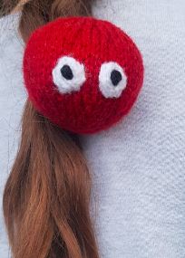 Red Nose Knitting Pattern PDF Download - Fitting in Knitting