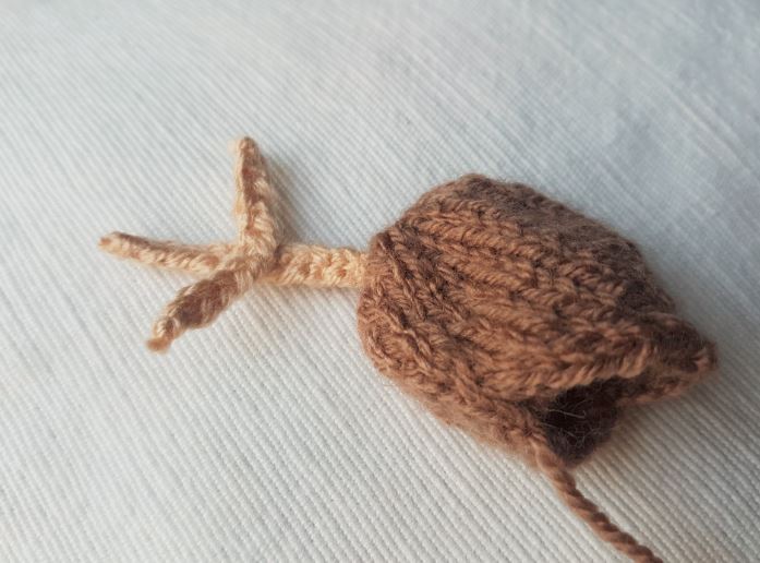 Standing Reindeer Knitting Pattern PDF Download - Fitting in Knitting