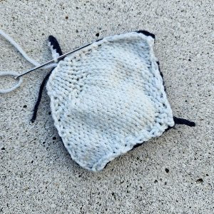 Manta Ray Knitting Pattern PDF Download - Fitting in Knitting