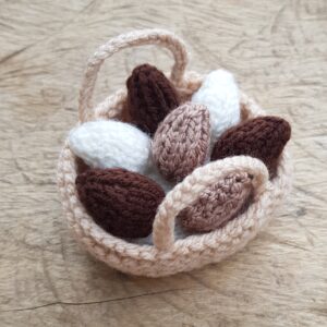 Little Basket of Mini Eggs & Moses Basket with Baby Knitting Pattern PDF Download - Fitting in Knitting