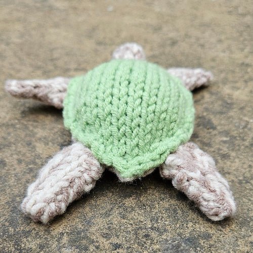 Big & Little Turtle Knitting Pattern PDF Download - Fitting in Knitting