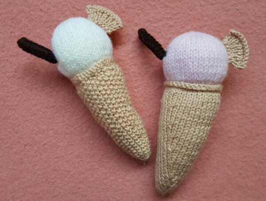 Knitted Ice Creams - Fitting in Knitting