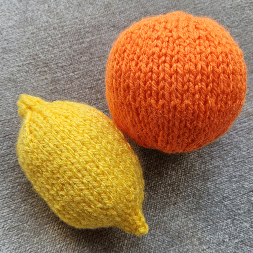 Pancake Day Knits & Thoughtful Pairs - Fitting in Knitting