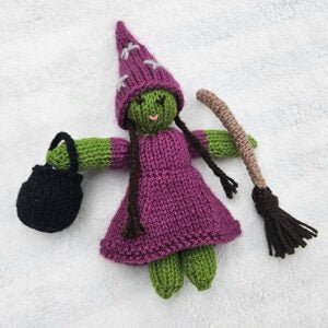 Swooping in for Halloween – Little Knitted Witch! - Fitting in Knitting