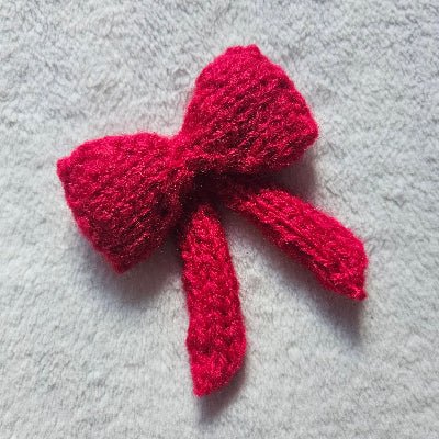 Bow Knitting Pattern PDF Download - Fitting in Knitting