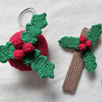 Holly & Berries Knitting Pattern PDF Download