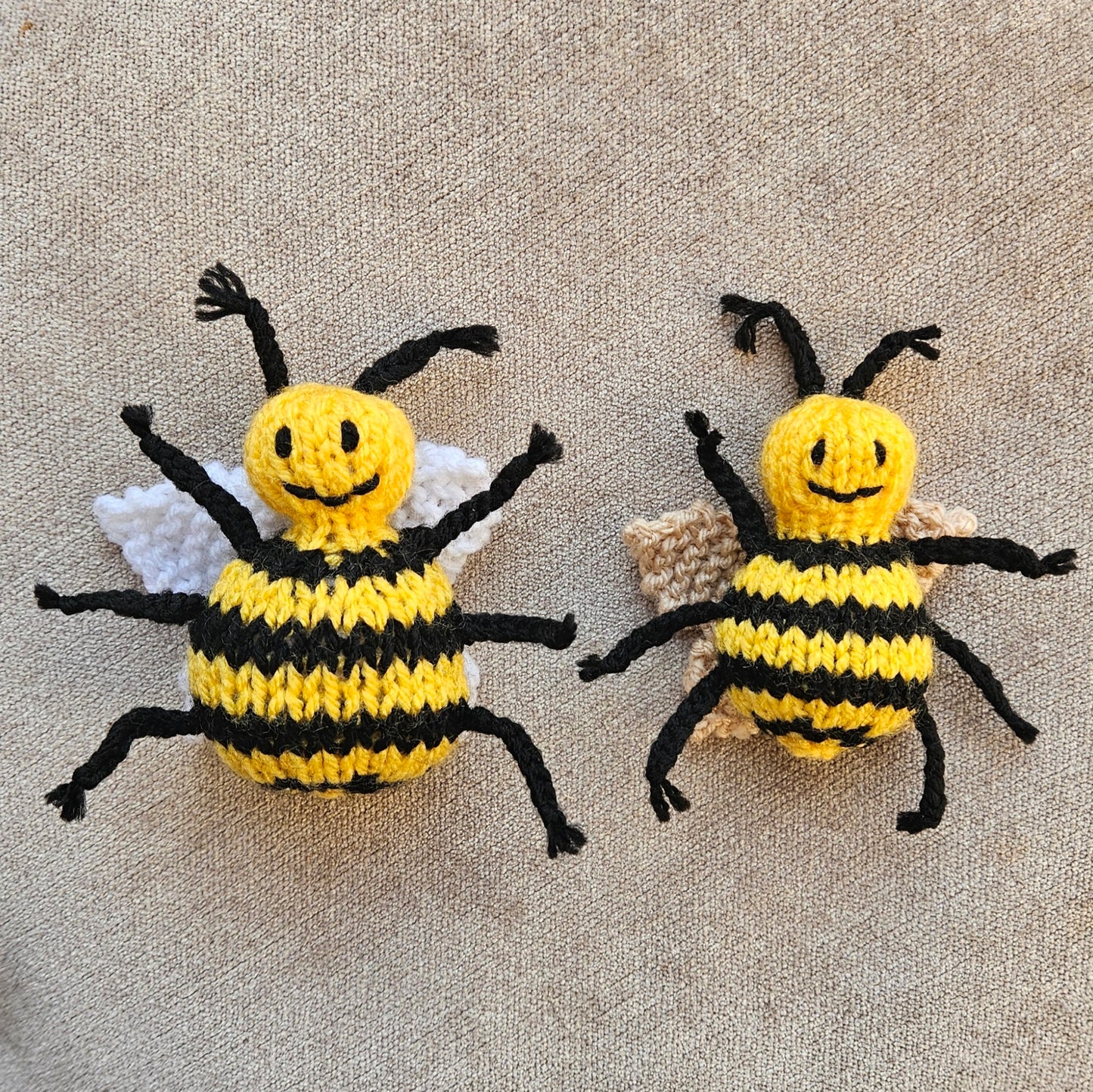 Bee Knitting Pattern PDF Download - Fitting in Knitting
