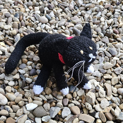 Cat Knitting Pattern PDF Download - Fitting in Knitting