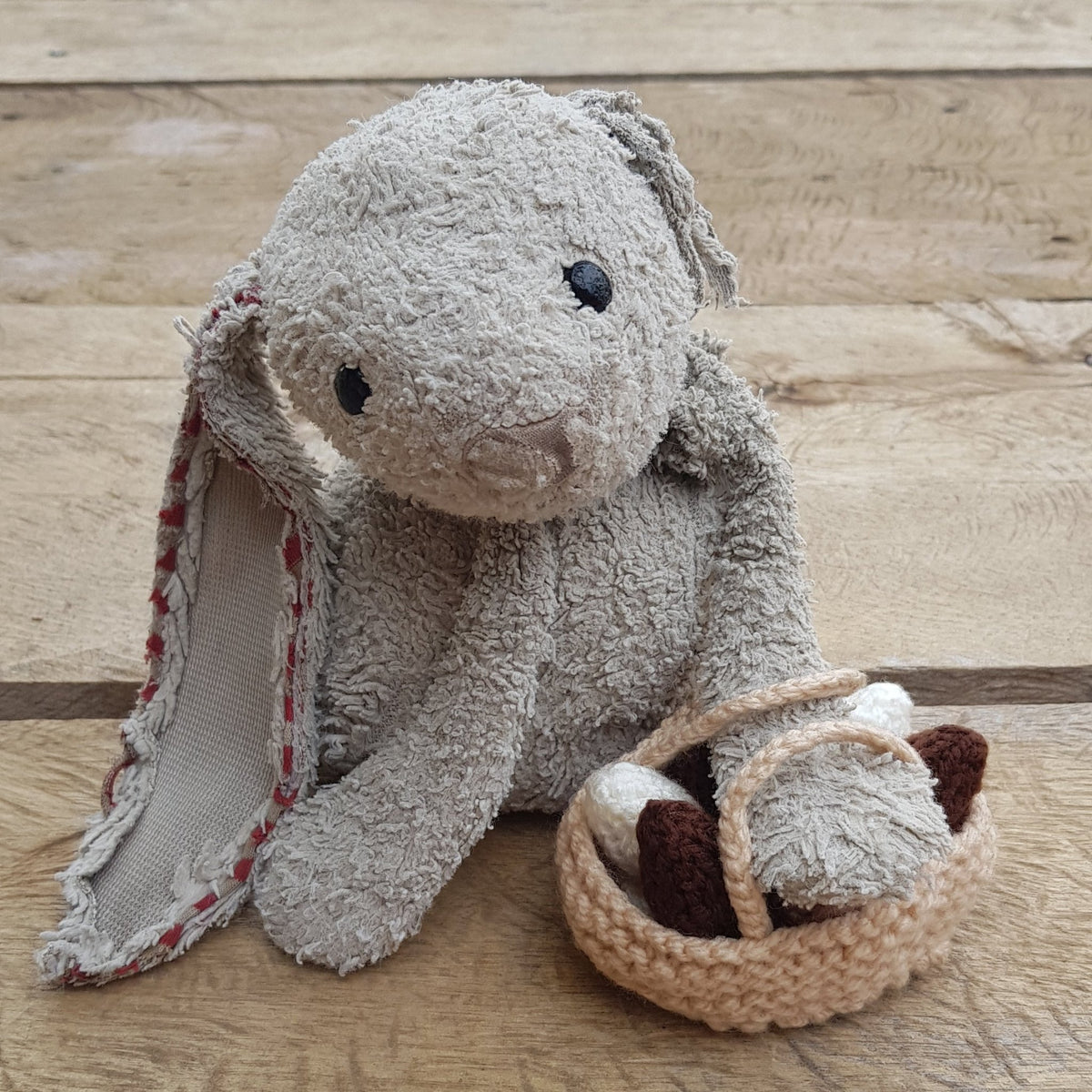 Baby Basket and Mini Eggs Knitting Pattern PDF Download - Fitting in Knitting