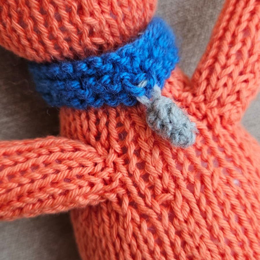 Cat Knitting Pattern PDF Download - Fitting in Knitting