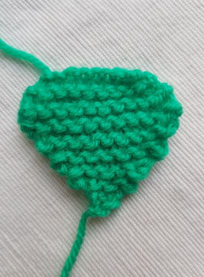Four Leaf Clover Knitting Pattern PDF Download - Fitting in Knitting