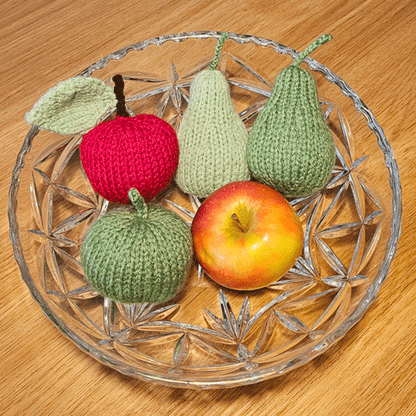 Apples & Pears Knitting Pattern PDF Download - Fitting in Knitting