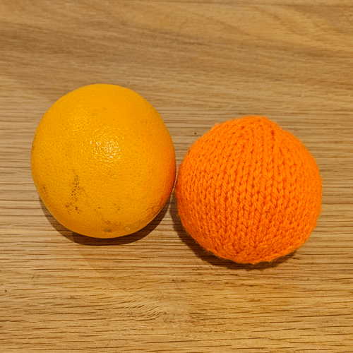 Oranges & Lemons Knitting Pattern PDF Download - Fitting in Knitting
