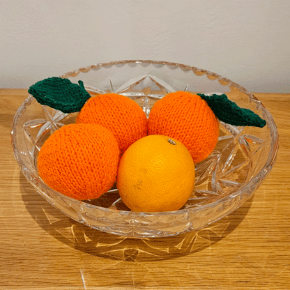 Oranges & Lemons Knitting Pattern PDF Download - Fitting in Knitting