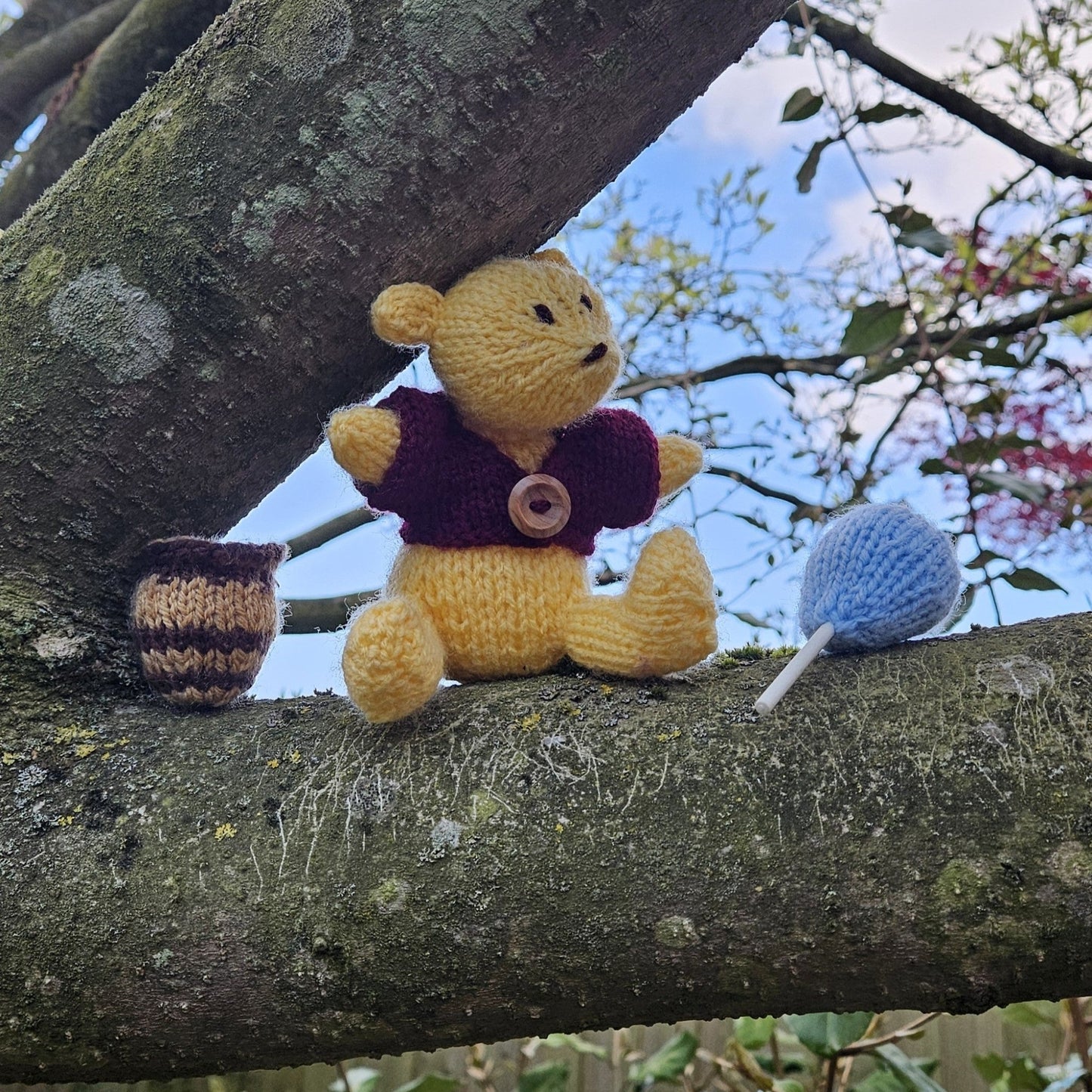 Classic Winnie the Pooh Knitting Pattern PDF Download - Fitting in Knitting