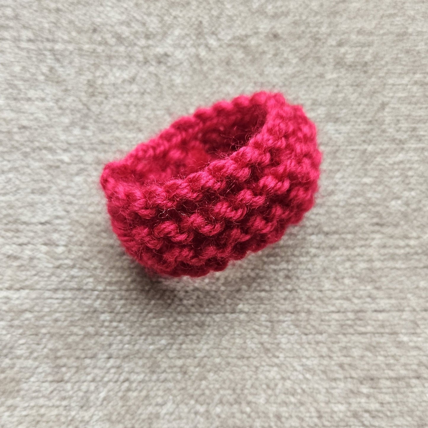 Napkin Rings and Knitted Paper Chains Knitting Pattern PDF Download - Fitting in Knitting