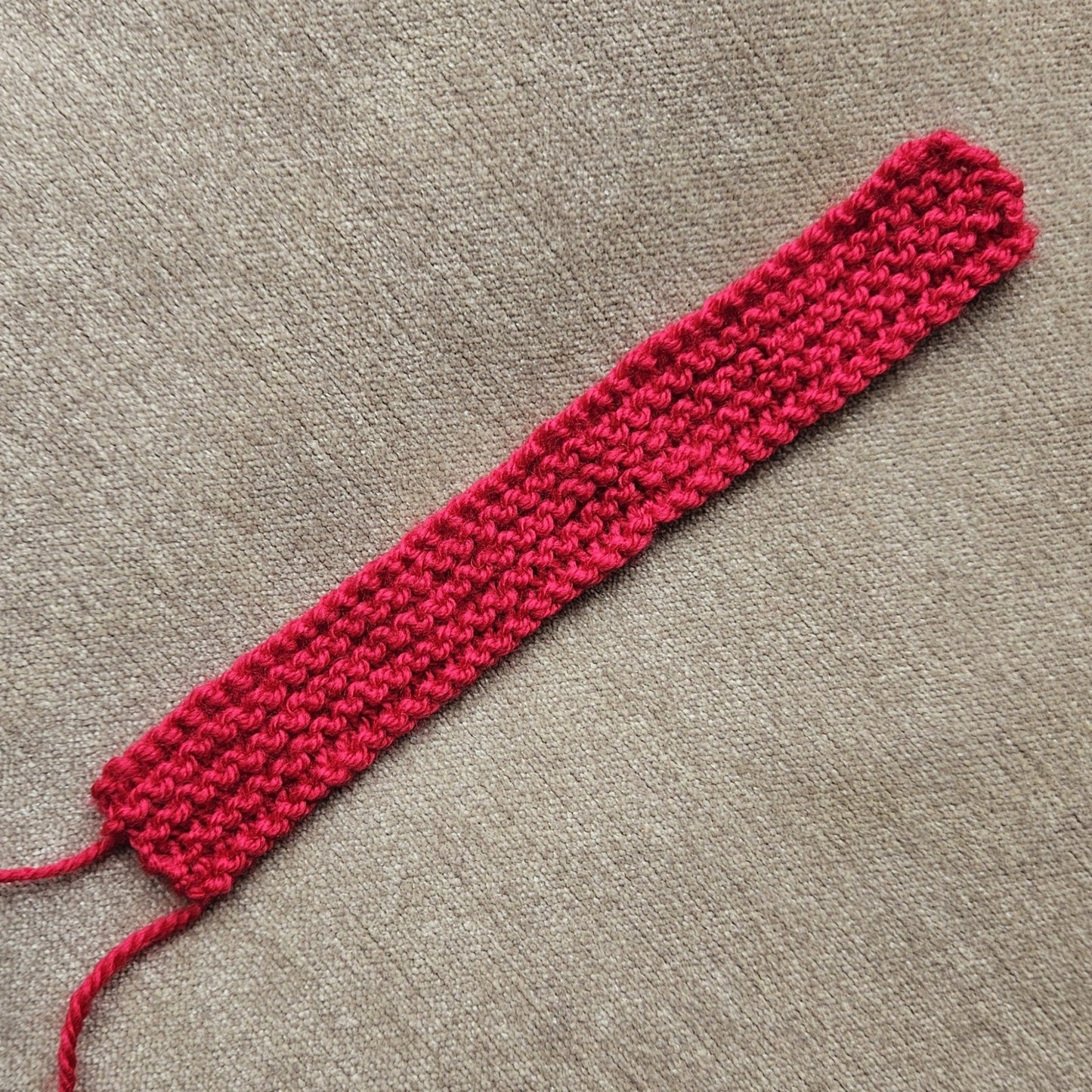 Napkin Rings and Knitted Paper Chains Knitting Pattern PDF Download - Fitting in Knitting