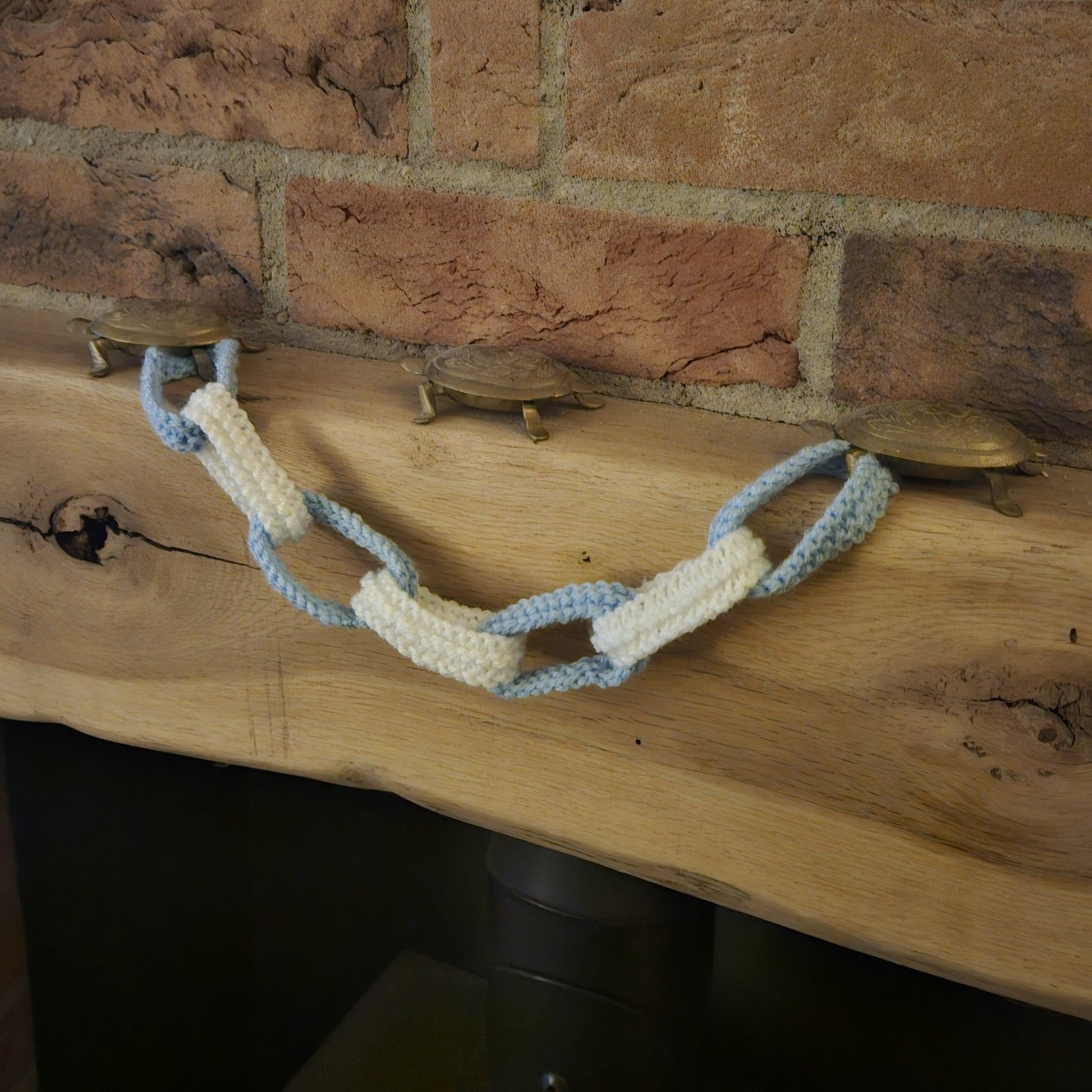 Napkin Rings and Knitted Paper Chains Knitting Pattern PDF Download - Fitting in Knitting