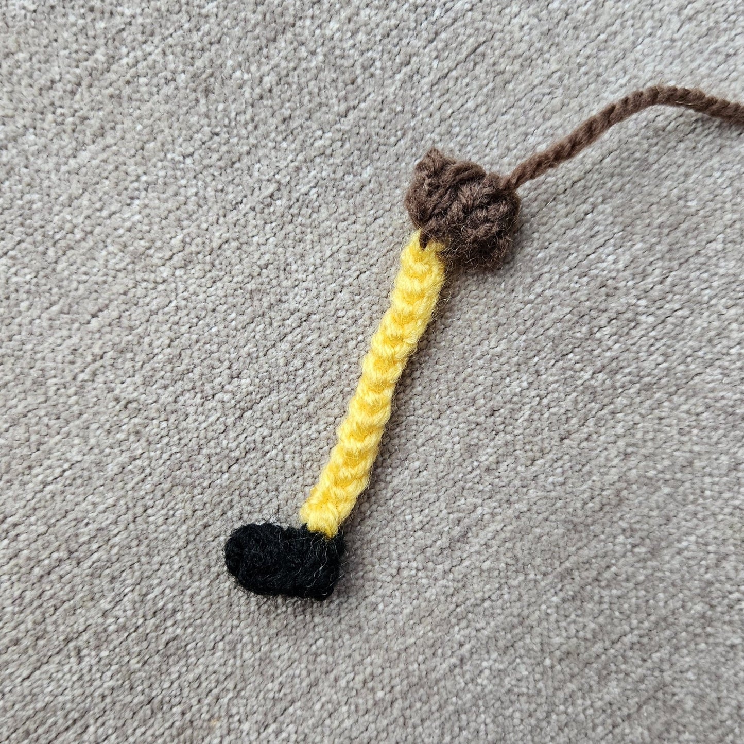 SpongeBob Knitting Pattern PDF Download - Fitting in Knitting