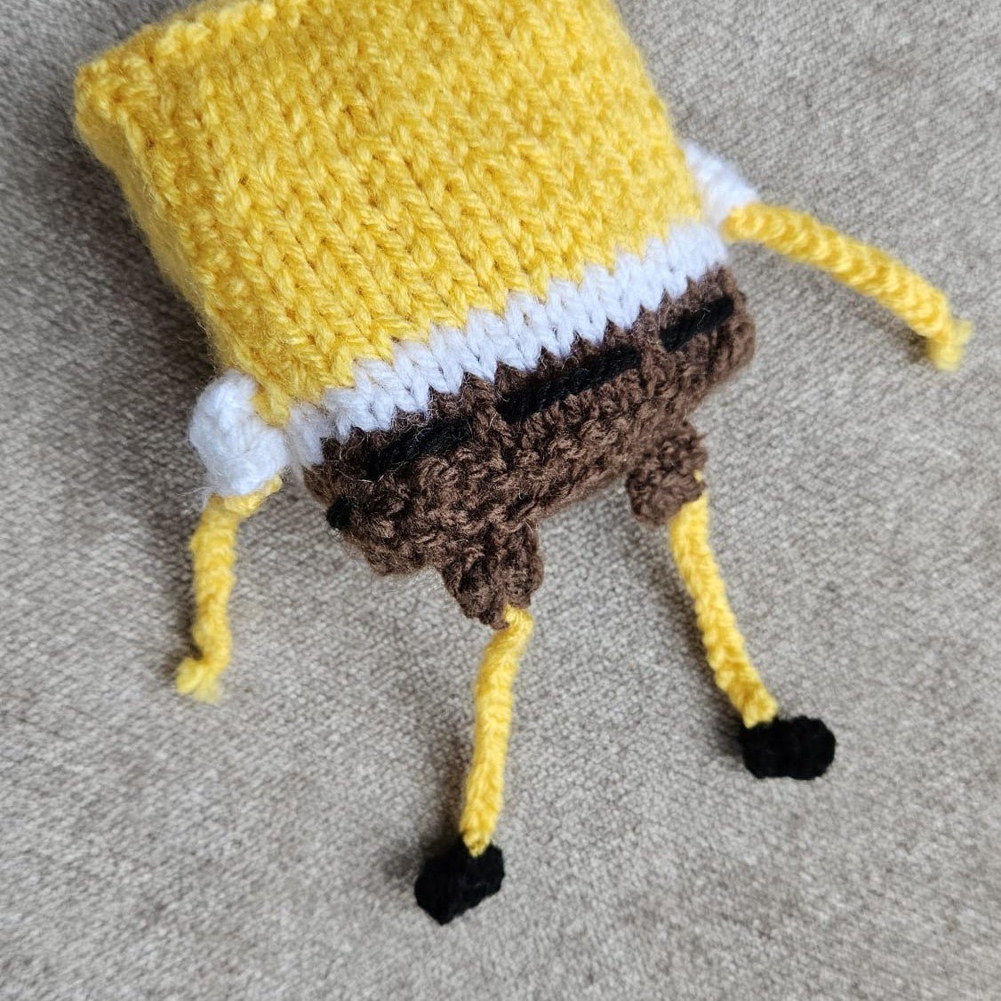 SpongeBob Knitting Pattern PDF Download - Fitting in Knitting