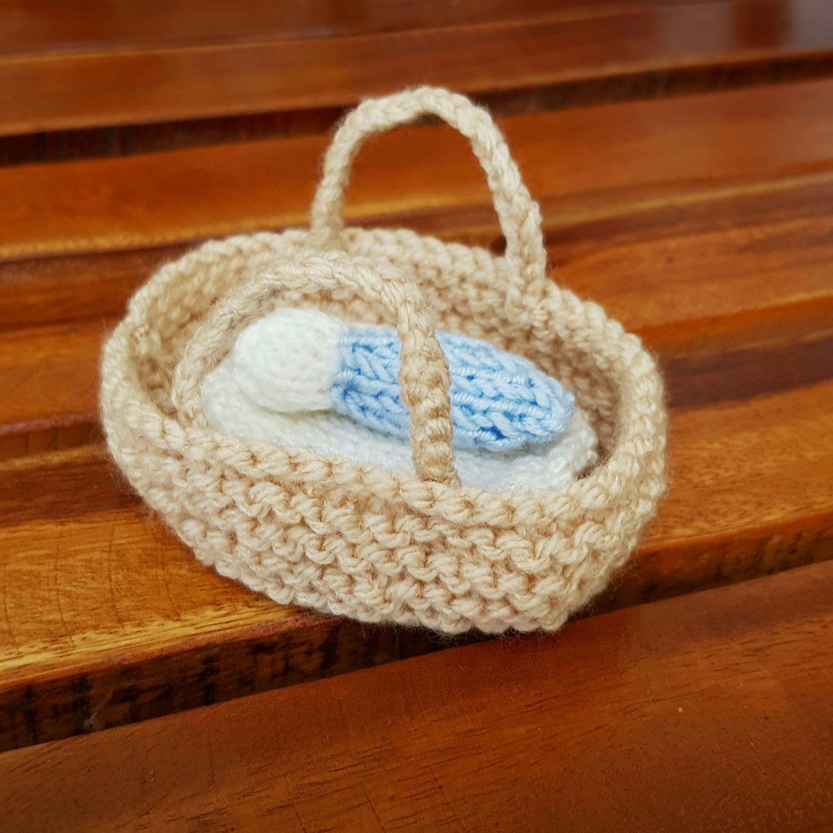 Baby Basket and Mini Eggs Knitting Pattern PDF Download - Fitting in Knitting