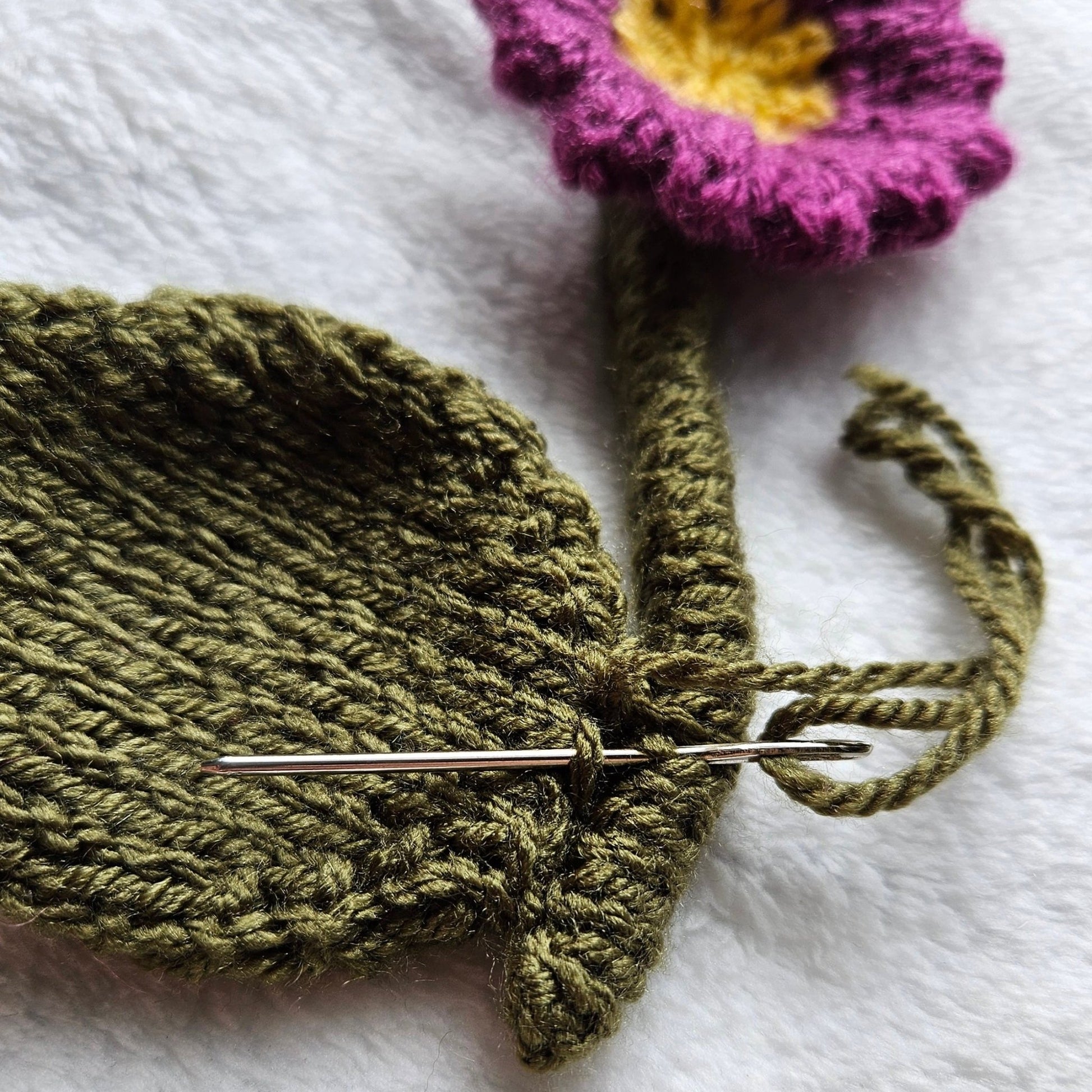 Flower Knitting Pattern PDF Download - Fitting in Knitting