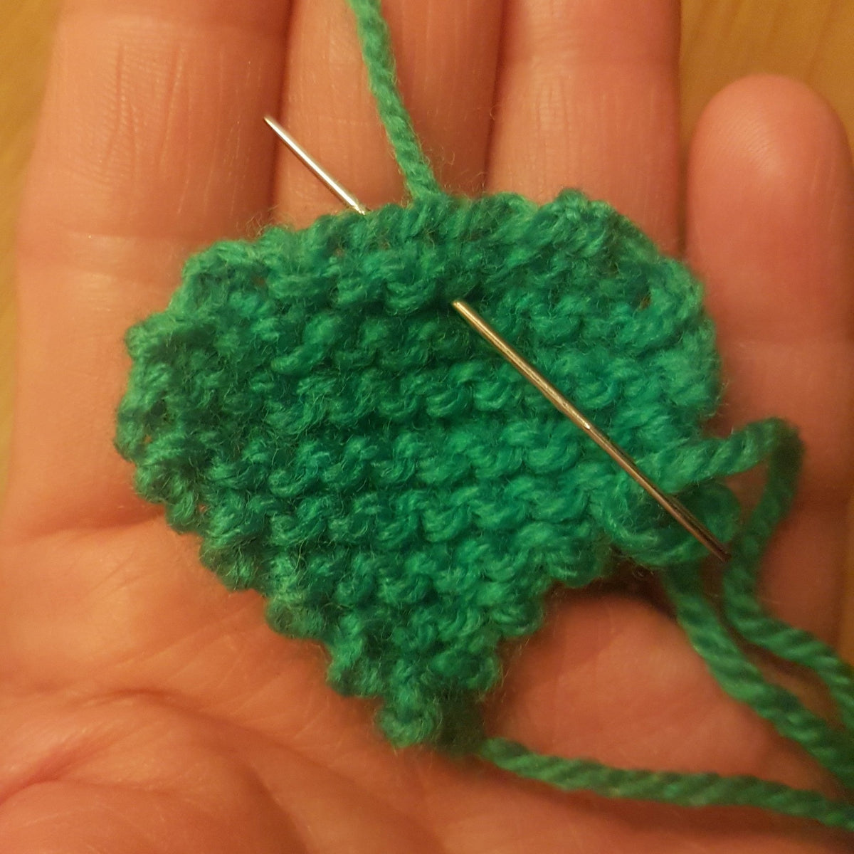 Four Leaf Clover Knitting Pattern PDF Download - Fitting in Knitting