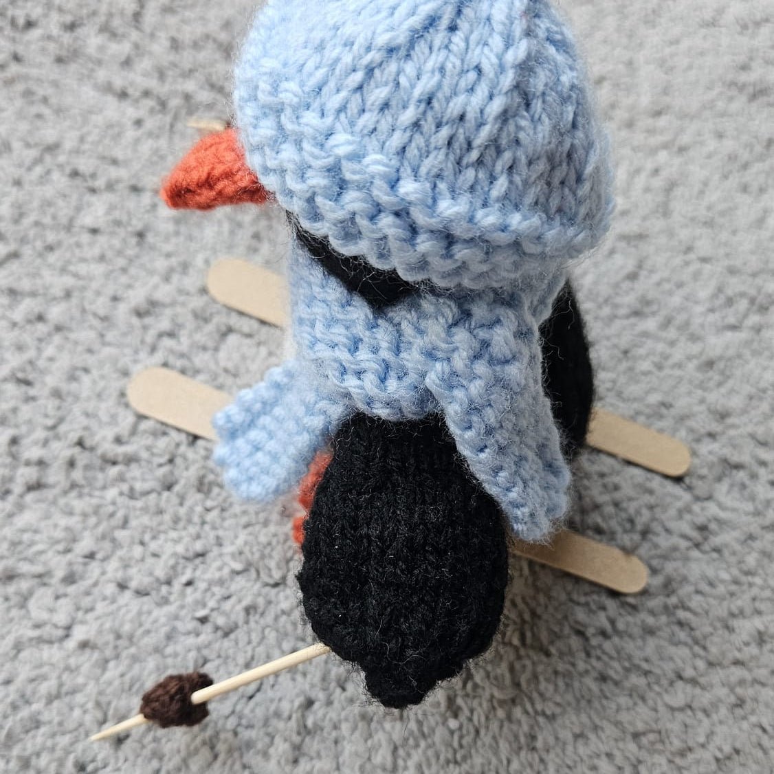 Penguin Knitting Pattern PDF Download - Fitting in Knitting