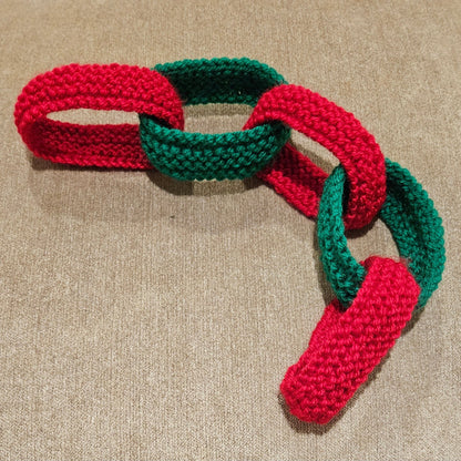 Napkin Rings and Knitted Paper Chains Knitting Pattern PDF Download - Fitting in Knitting