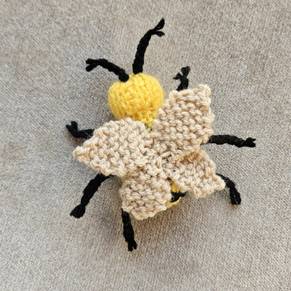Bee Knitting Pattern PDF Download - Fitting in Knitting