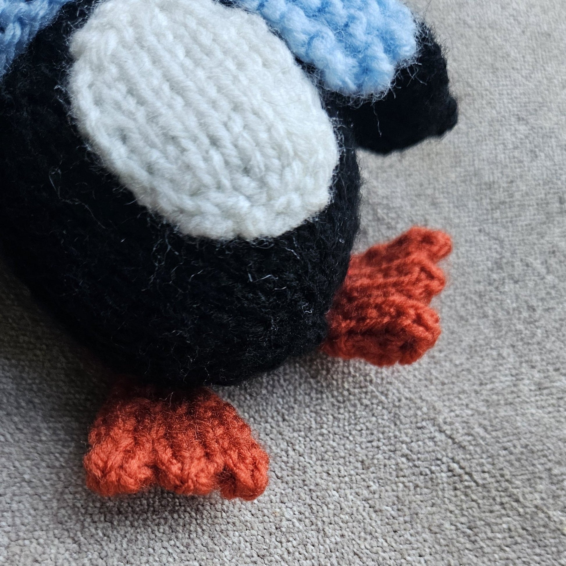 Penguin Knitting Pattern PDF Download - Fitting in Knitting