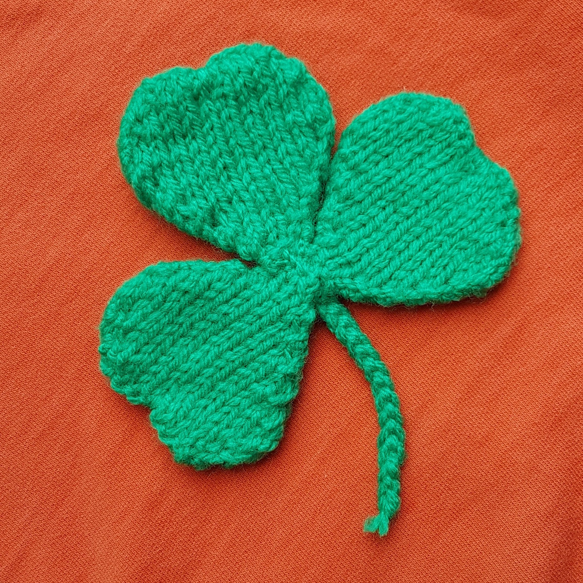 Shamrock Knitting Pattern PDF Download - Fitting in Knitting