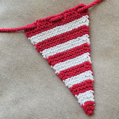 Bunting Knitting Pattern PDF Download - Fitting in Knitting