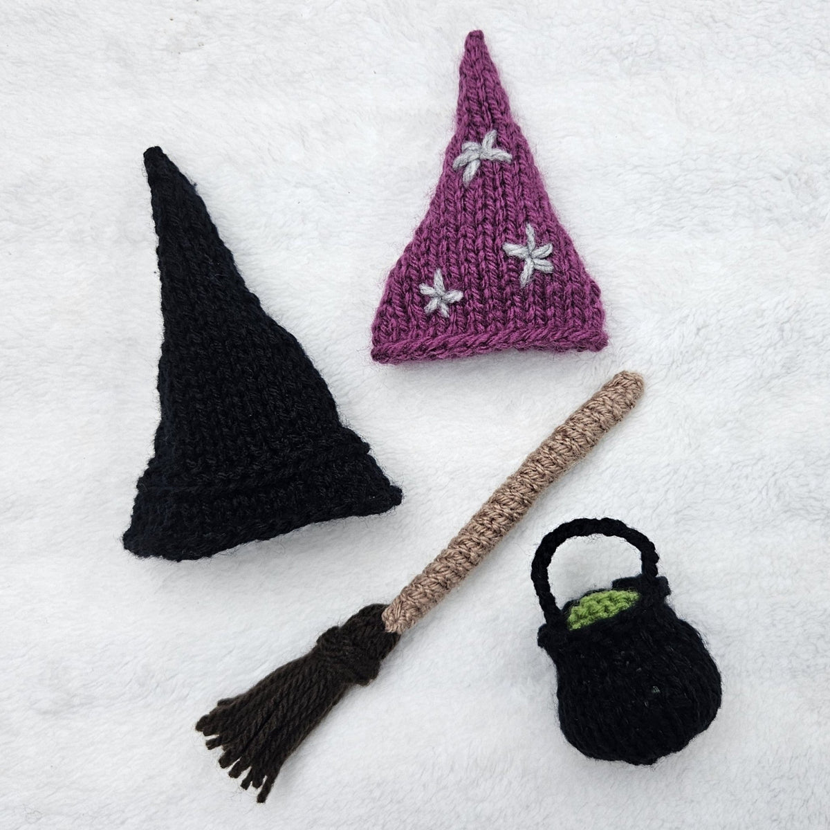 Witch Knitting Pattern PDF Download - Fitting in Knitting