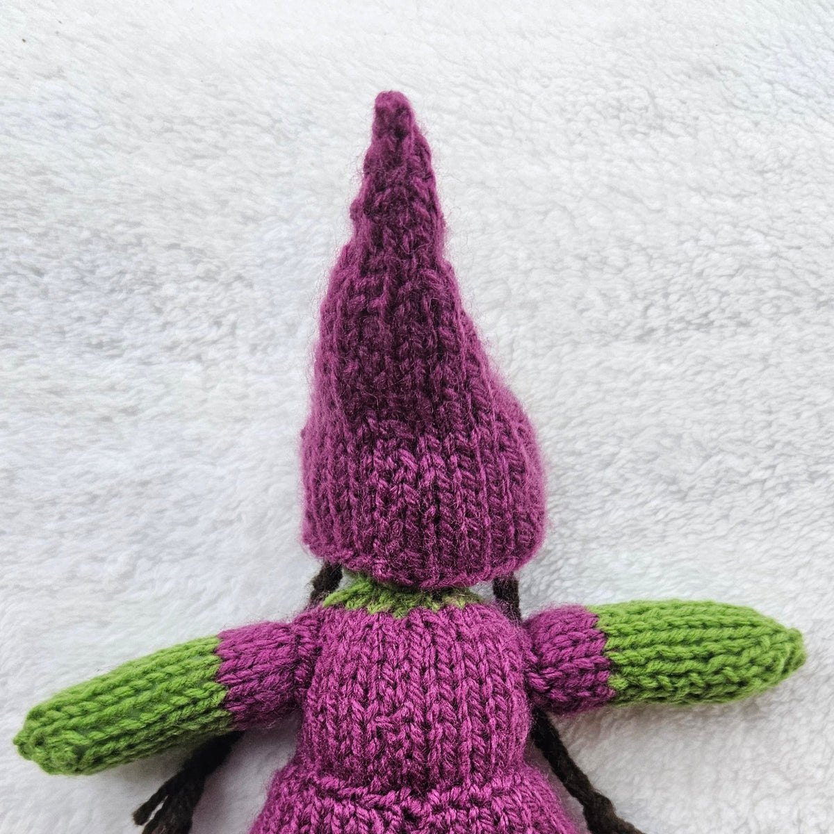 Witch Accessories Knitting Pattern PDF Download - Fitting in Knitting