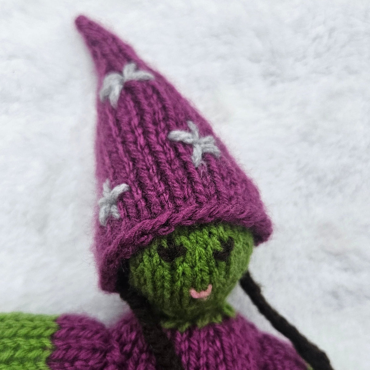 Witch Accessories Knitting Pattern PDF Download - Fitting in Knitting