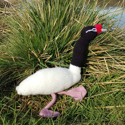 Black Necked Swan Knitting Pattern PDF Download - Fitting in Knitting