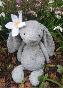 Handmade Knitted Daisy on Bunny Fitting in Knitting Children Quick Craft Ideas