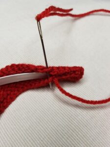 Handmade-Knitted-Headband-Sewing-Fitting-in-Knitting