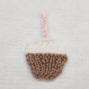 Knitted Birthday Gift Picture with Knitted Birthday Cake Fitting in Knitting